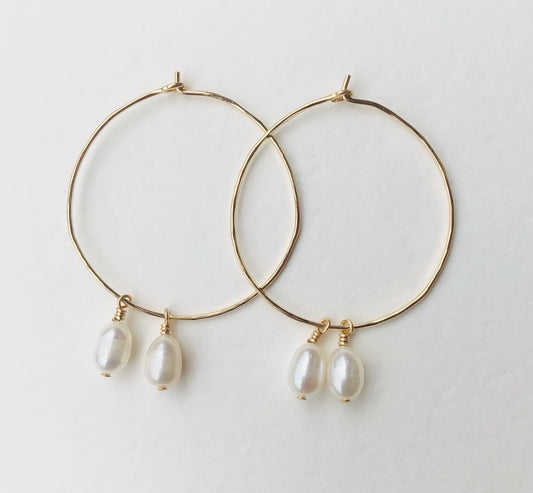 Simple Hoops with Double Pearls